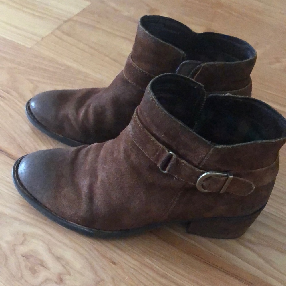 Born ankle boots GUC